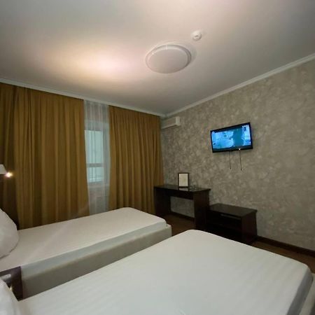 Hotel Diar Atyraū Esterno foto