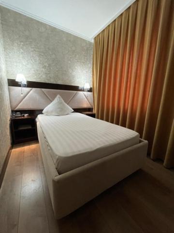 Hotel Diar Atyraū Esterno foto
